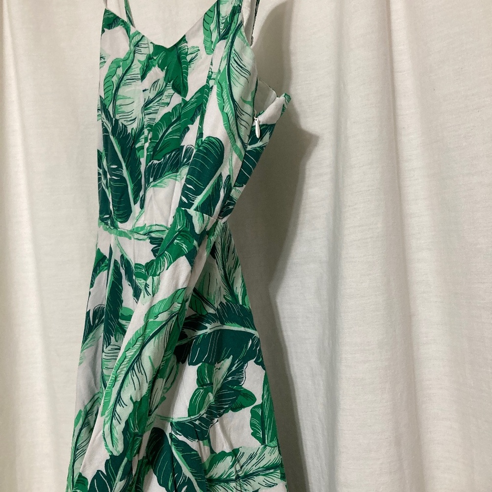LAST CHANCE ITEM - Green Leaf Adjustable Spaghetti Strap Dress with Zipper - Picture 2 of 3